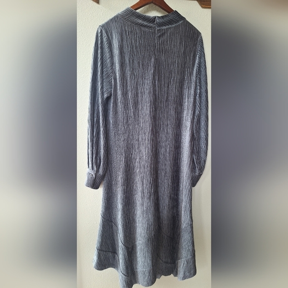 NWT Soft Surroundings Salvaza Womens Gray Velvet Texture Midi Dress Size L - Picture 8 of 8